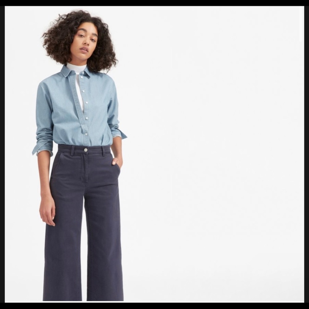 Everlane Chambray Buttondown